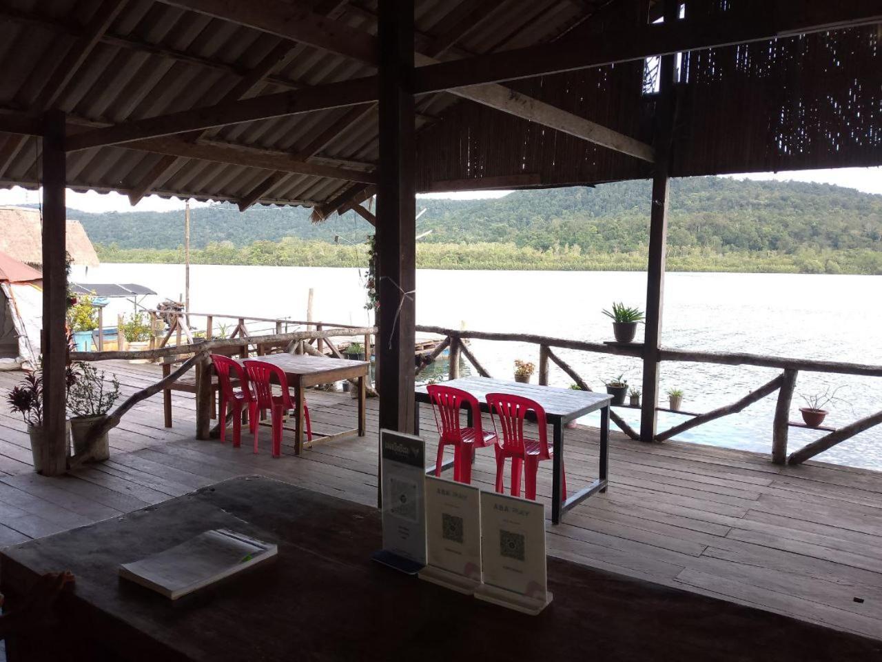The Floating House Koh Kong Quarto foto